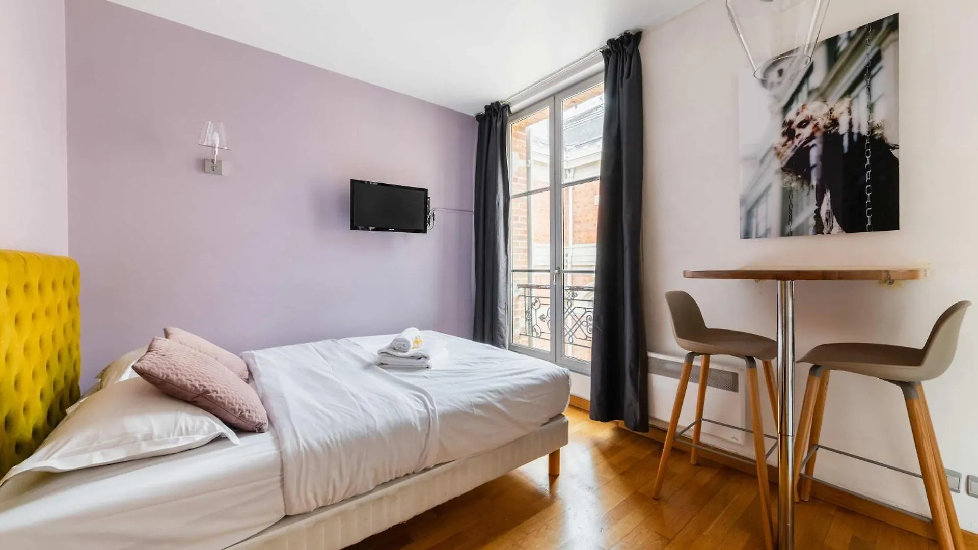 Apartment Zzz Buffon Samlize
